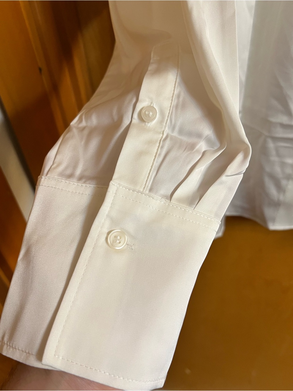 2qty - H&M Women’s Satin Button-Up Shirts in Mustard/Gold, and Cream - Picture 7 of 9